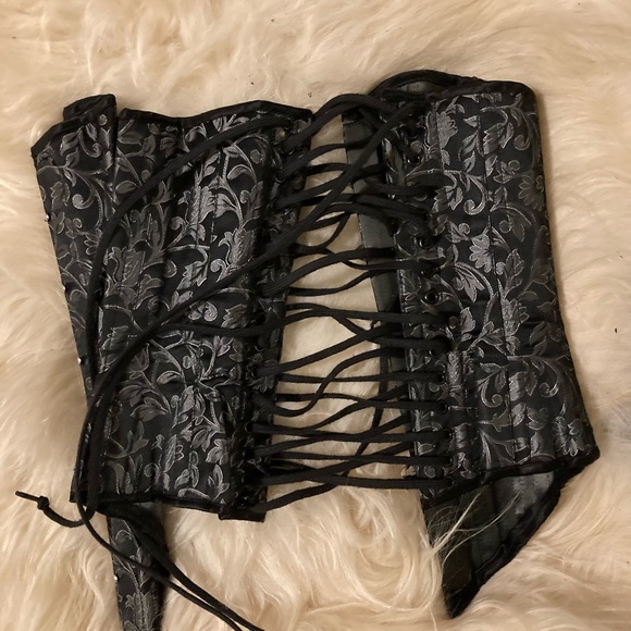 Long boned corset - Picture 3 of 5